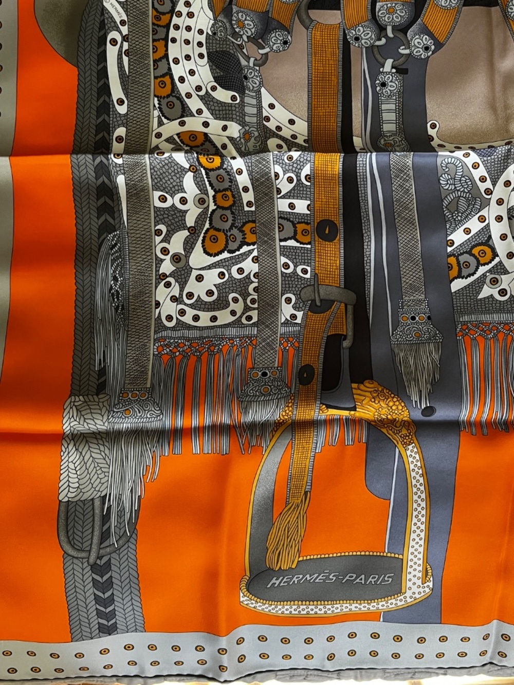 SALE ~~ EXCELLENT Hermes Selle de Dignitaire 100% Silk Scarf CW13 Grey/Orange - Picture 9 of 15